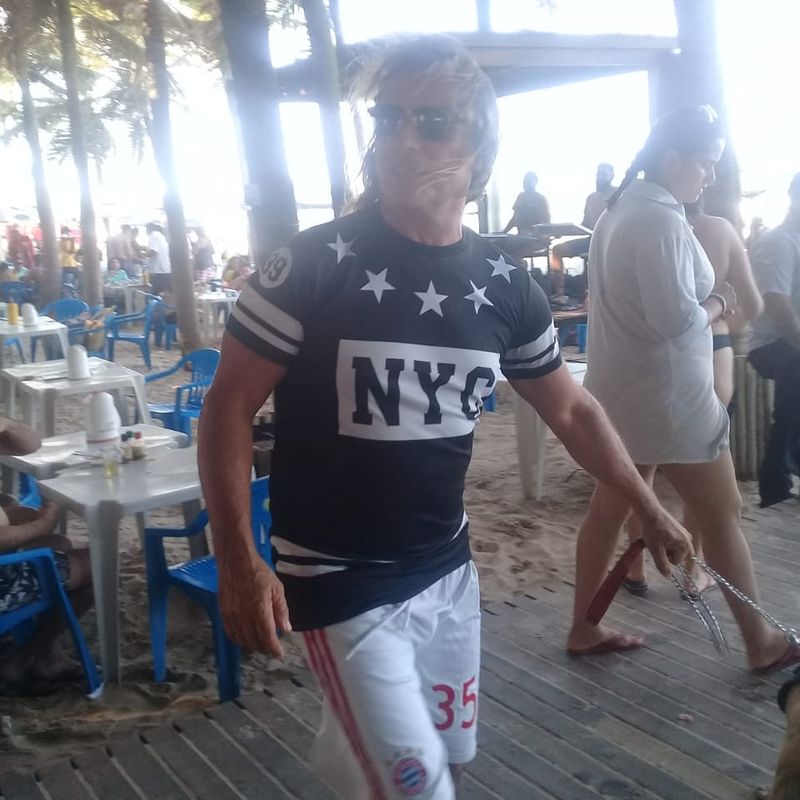 Jorge, 60