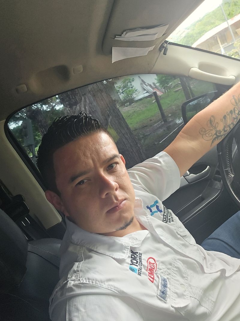 Geovanny, 36
