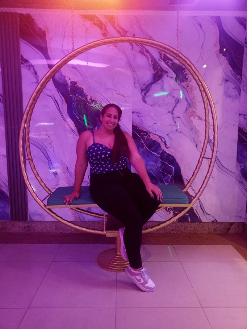 Mariangel, 36