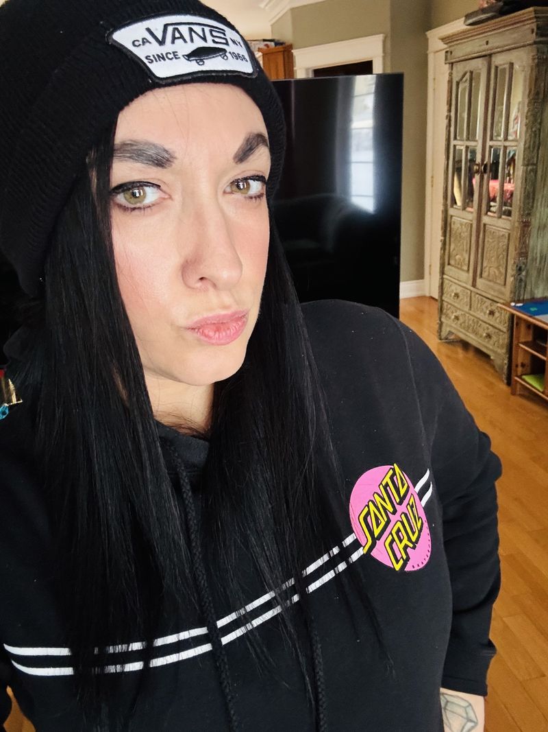 Gina, 42