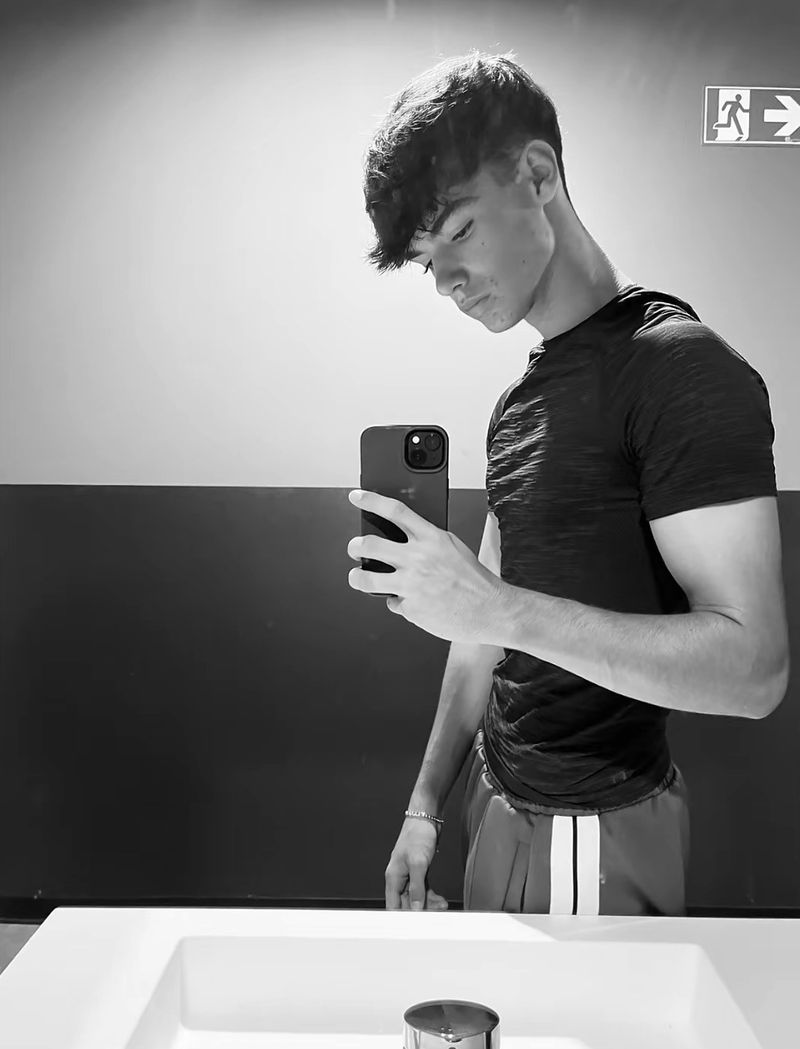 David Perez, 19