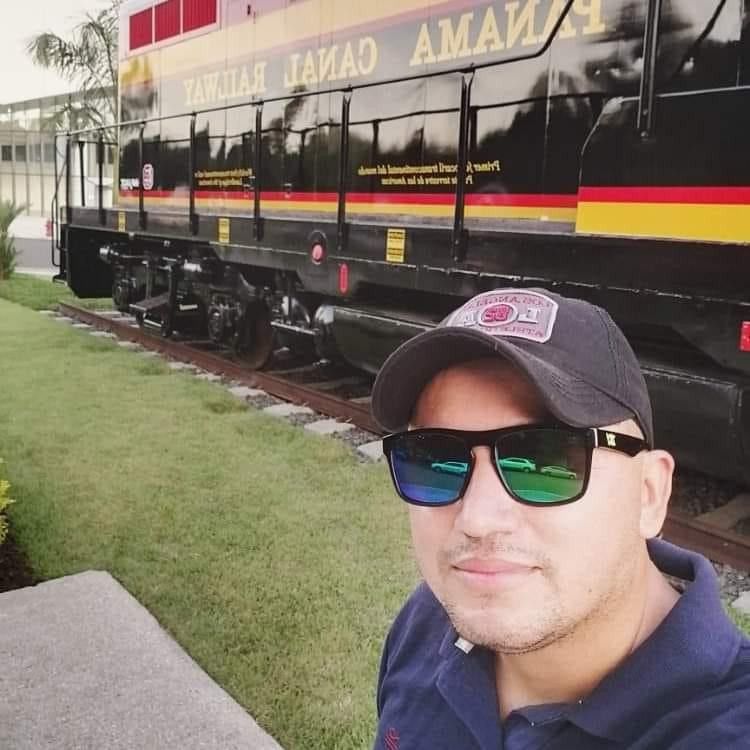 Victor, 41