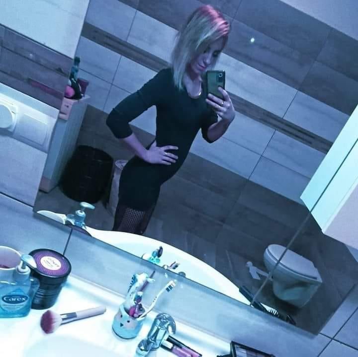 Natalia, 27