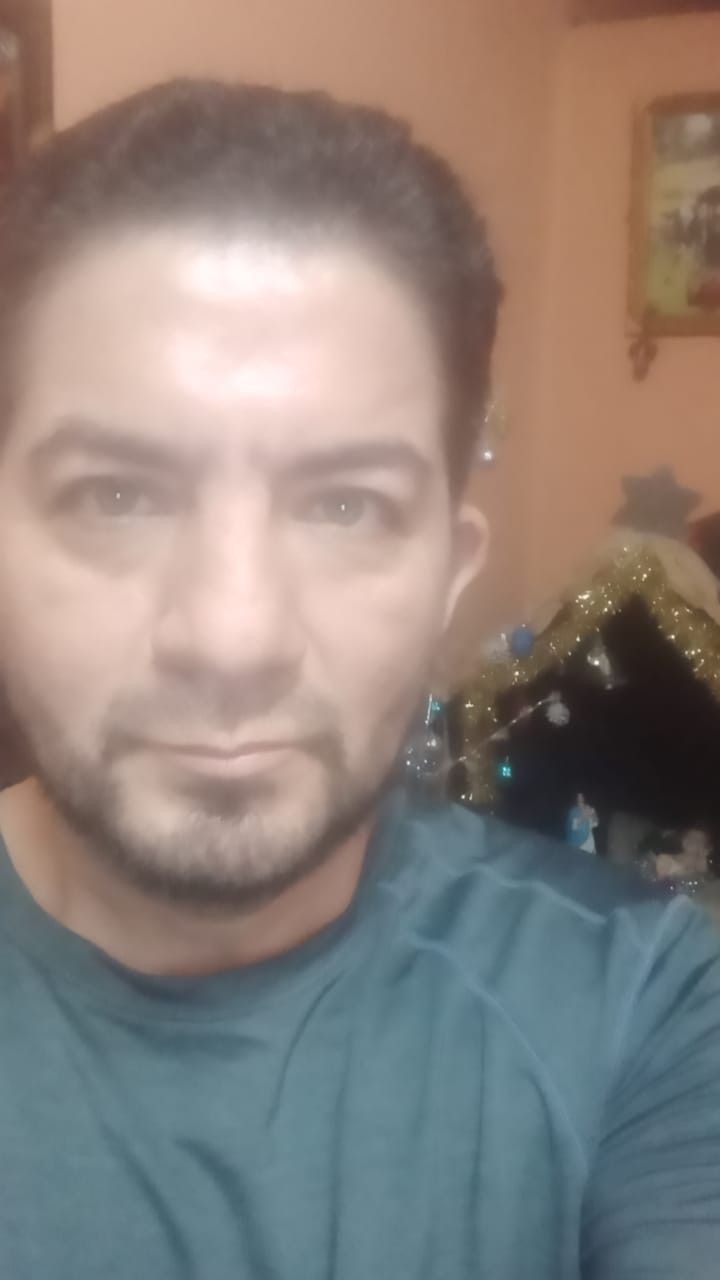 Byron Aragón, 47