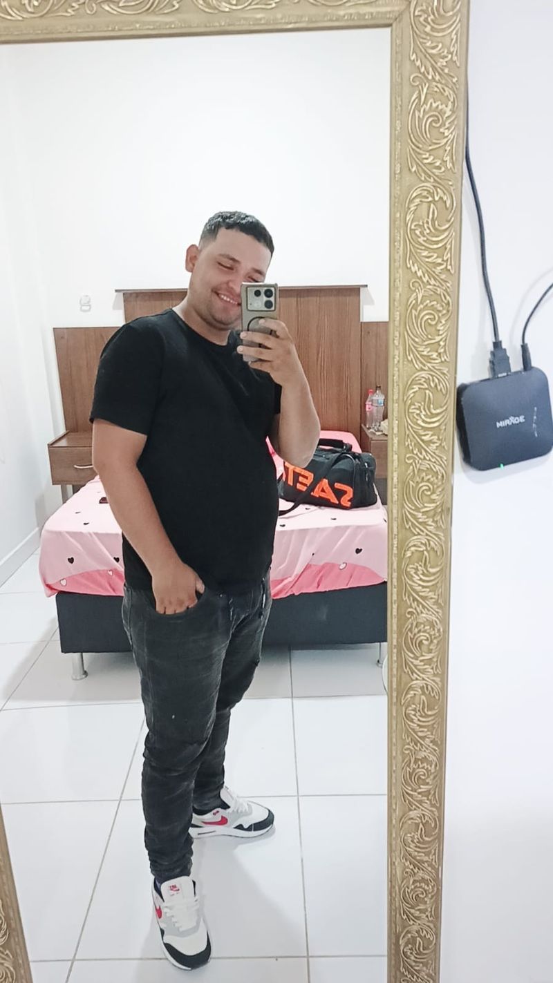 Edgar Ruiz, 27
