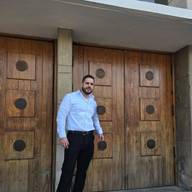 Luis, 39