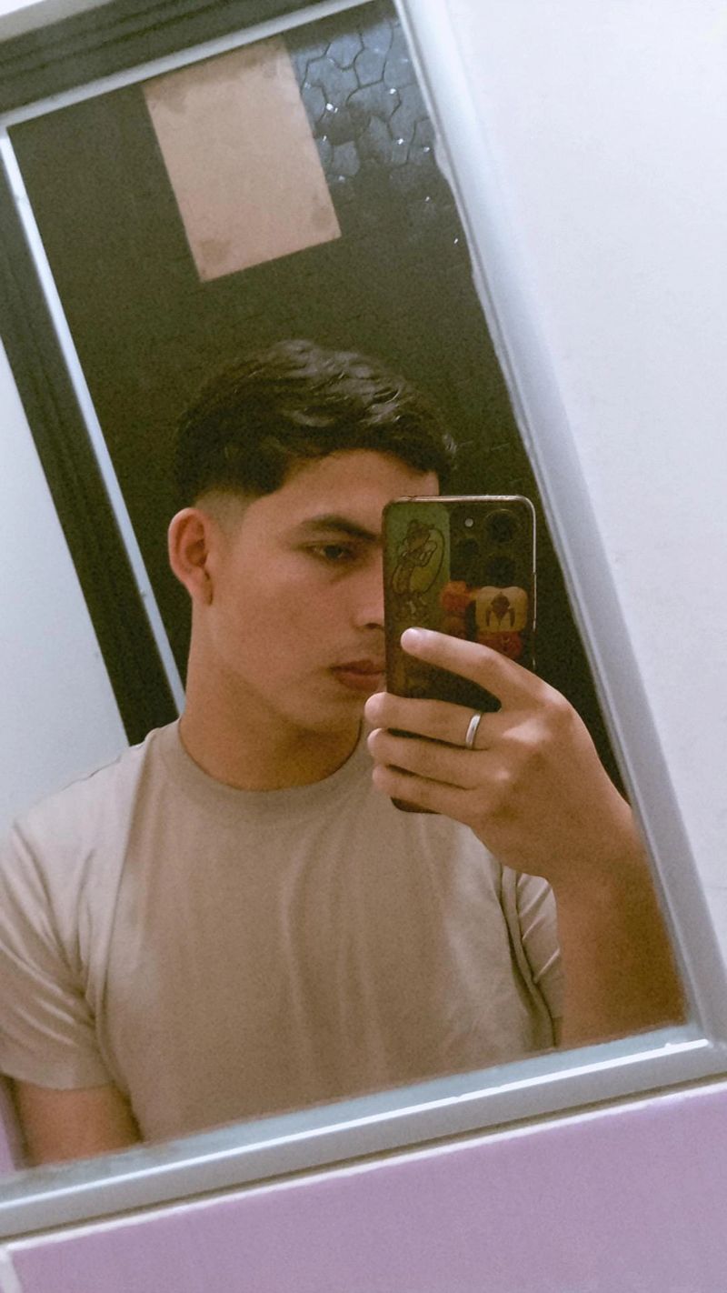 Jeremy, 23
