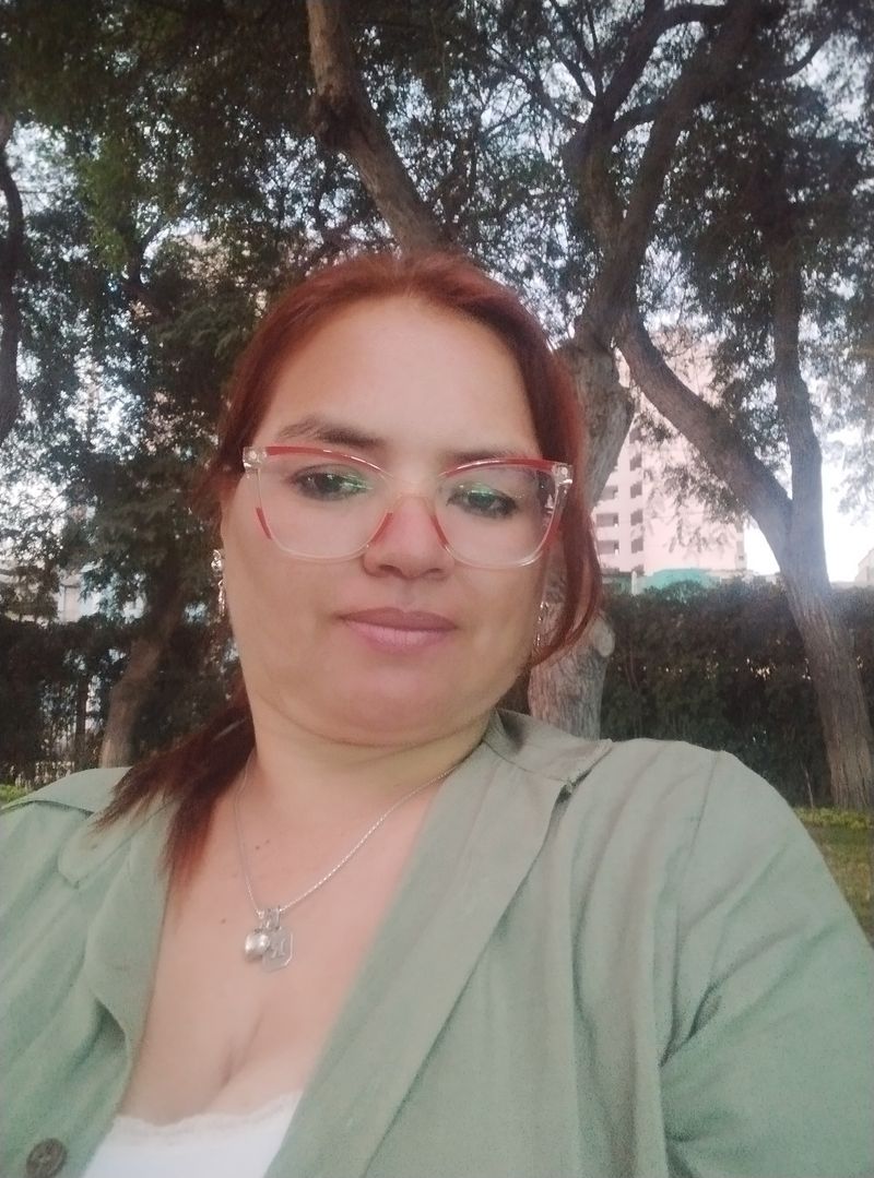 Rosa, 45