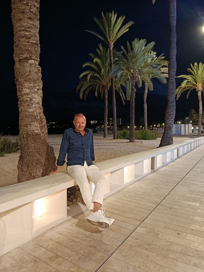 Andrzej, 58