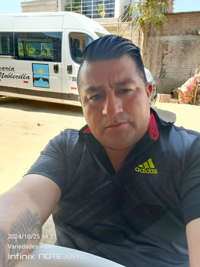 Edgardo, 45