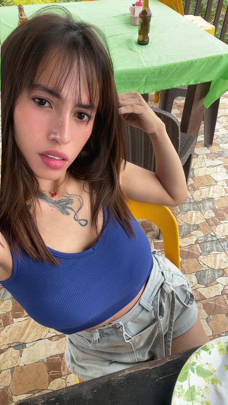 Jean, 31