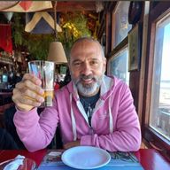 Leo, 54