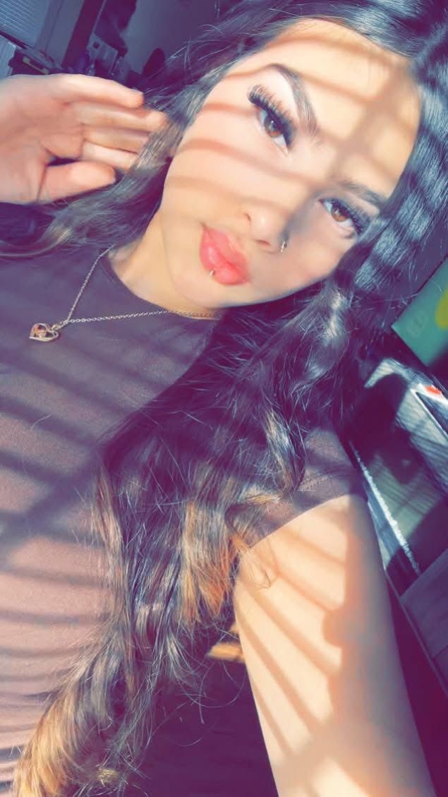 Selene, 18