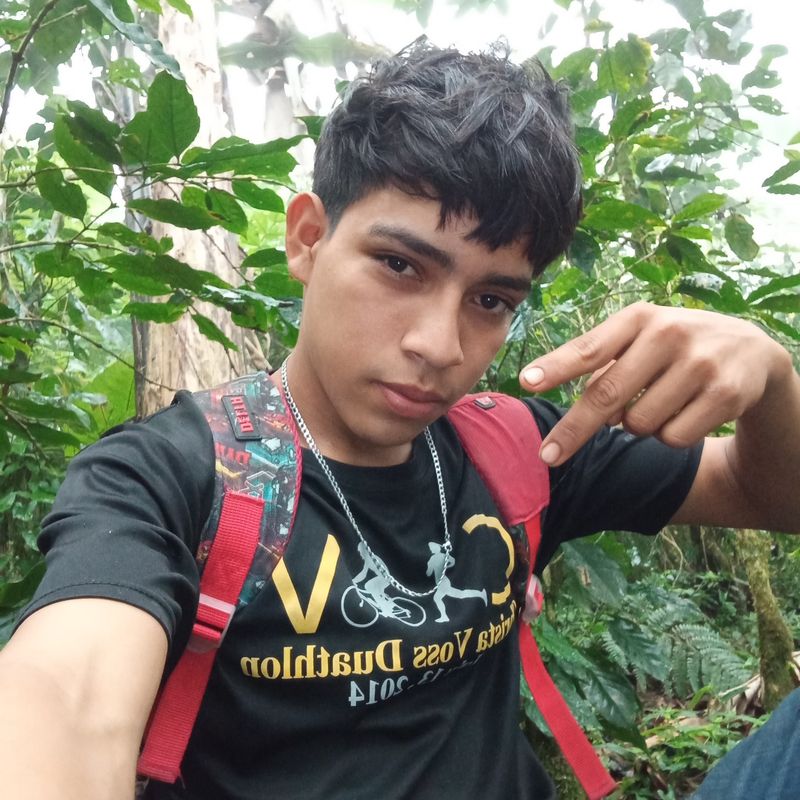 Javier, 19