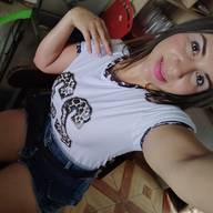 Laura, 30