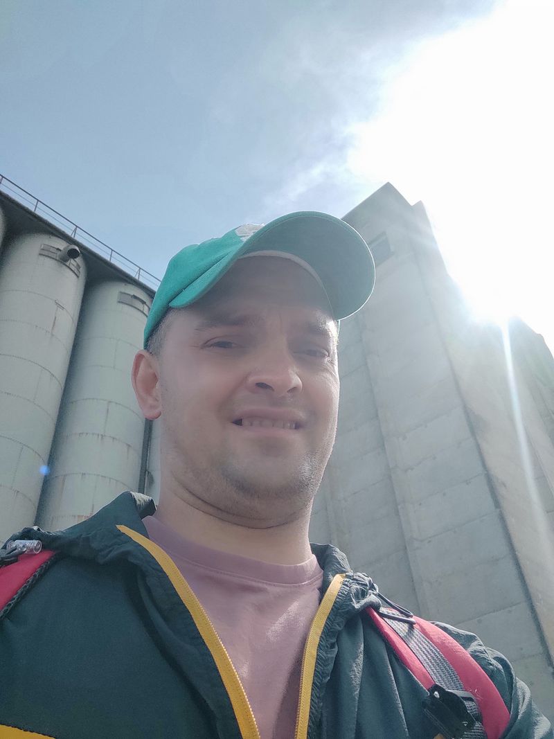 Zahar, 35