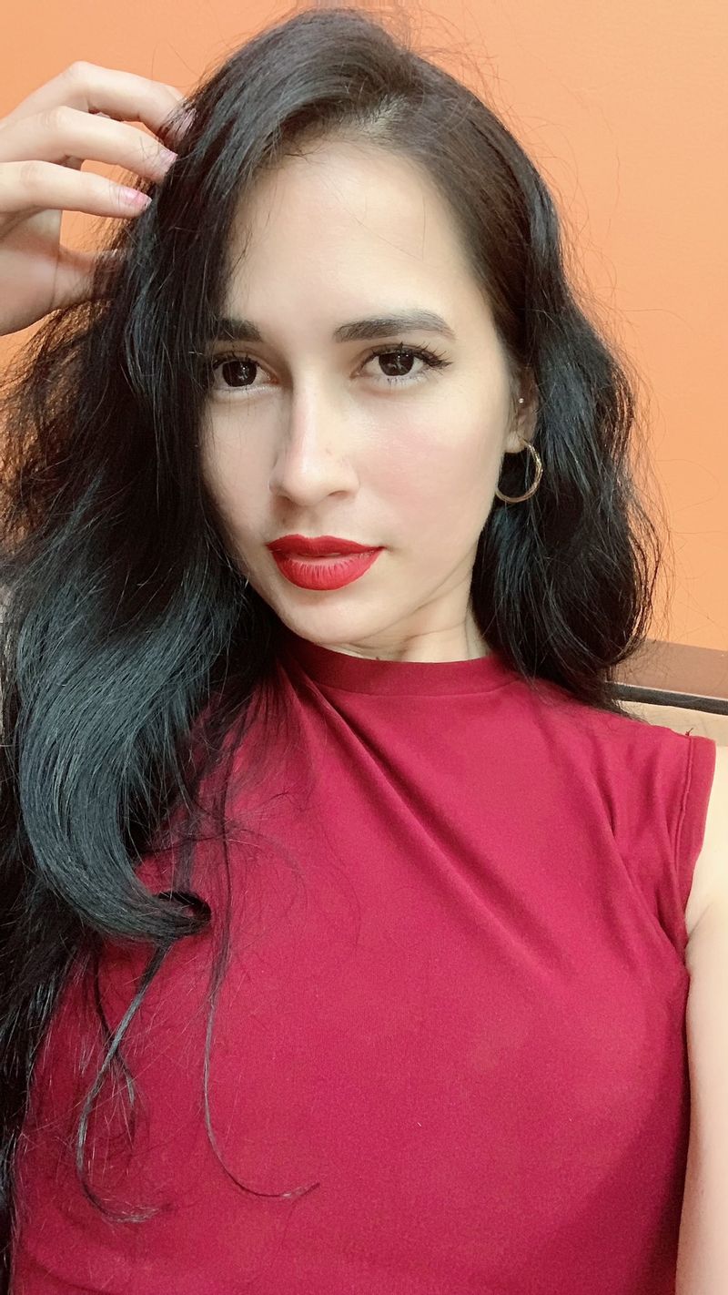 Vale, 27