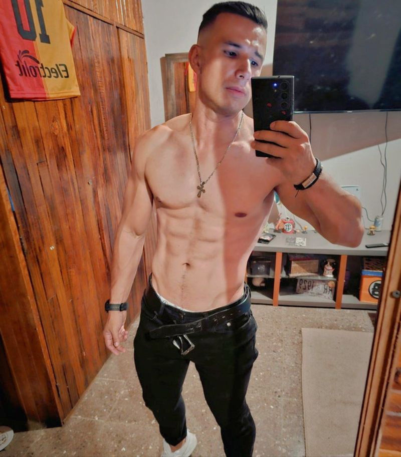 Maykol, 36