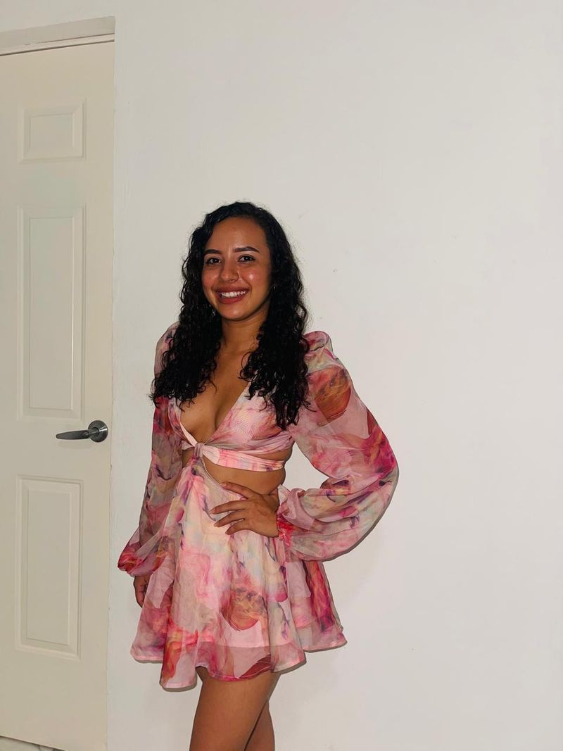 Cristhel, 23