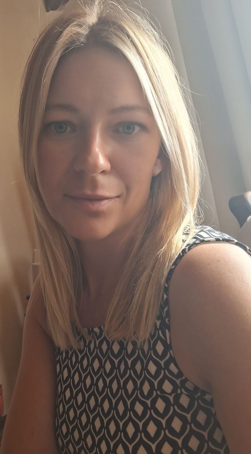Joqnna, 44