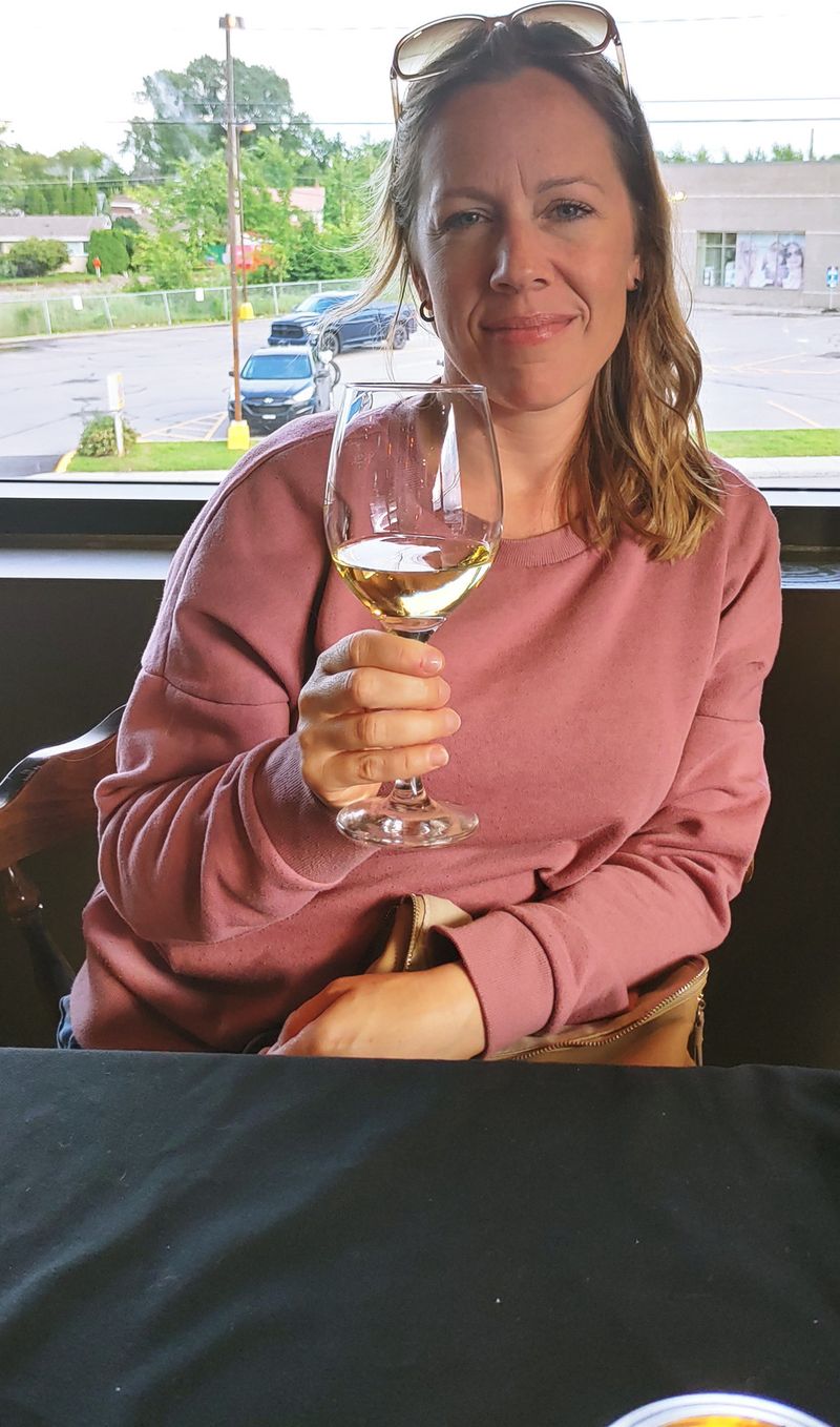 Jeanne, 43
