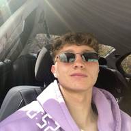Kamil, 21