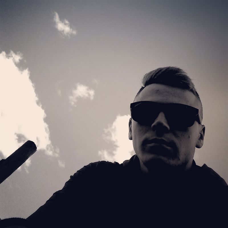 Вова, 23