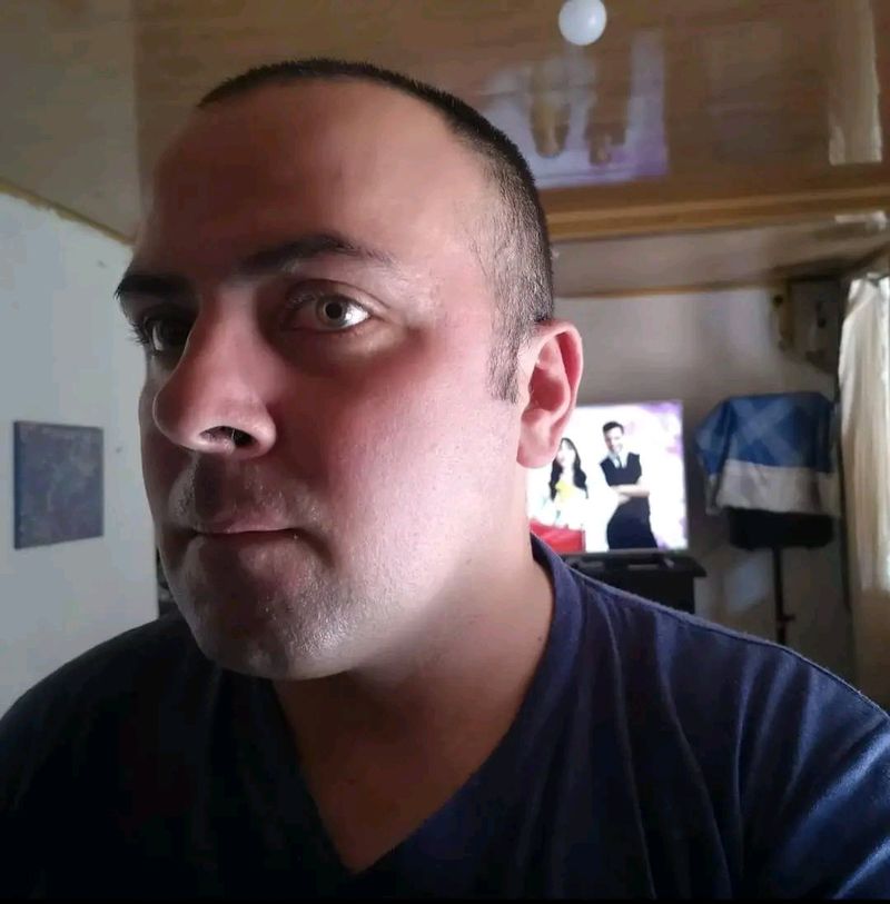 Jorge, 46