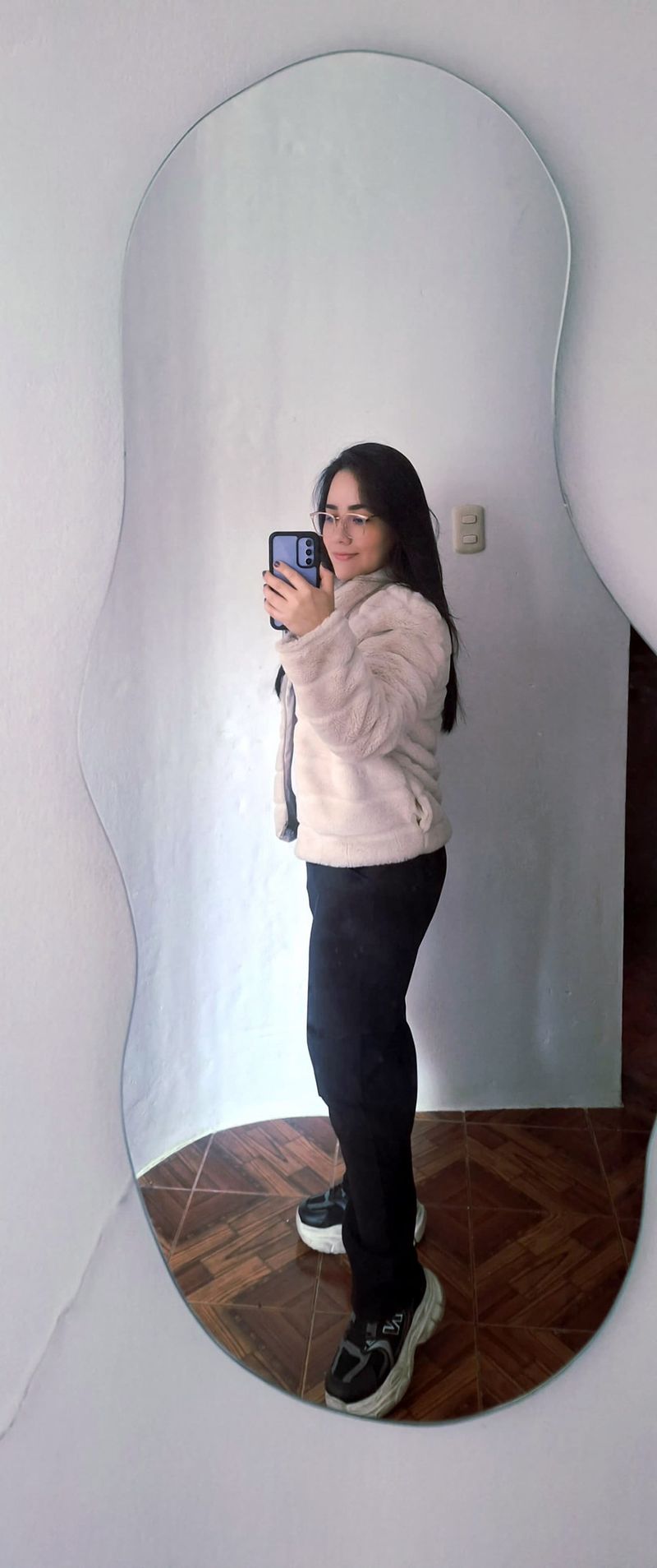 Diana Sofia, 24