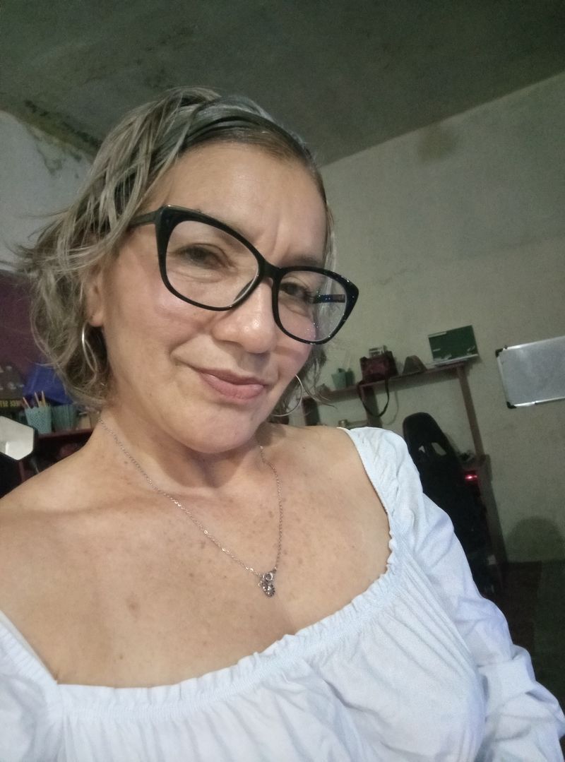 Elizabeth, 60