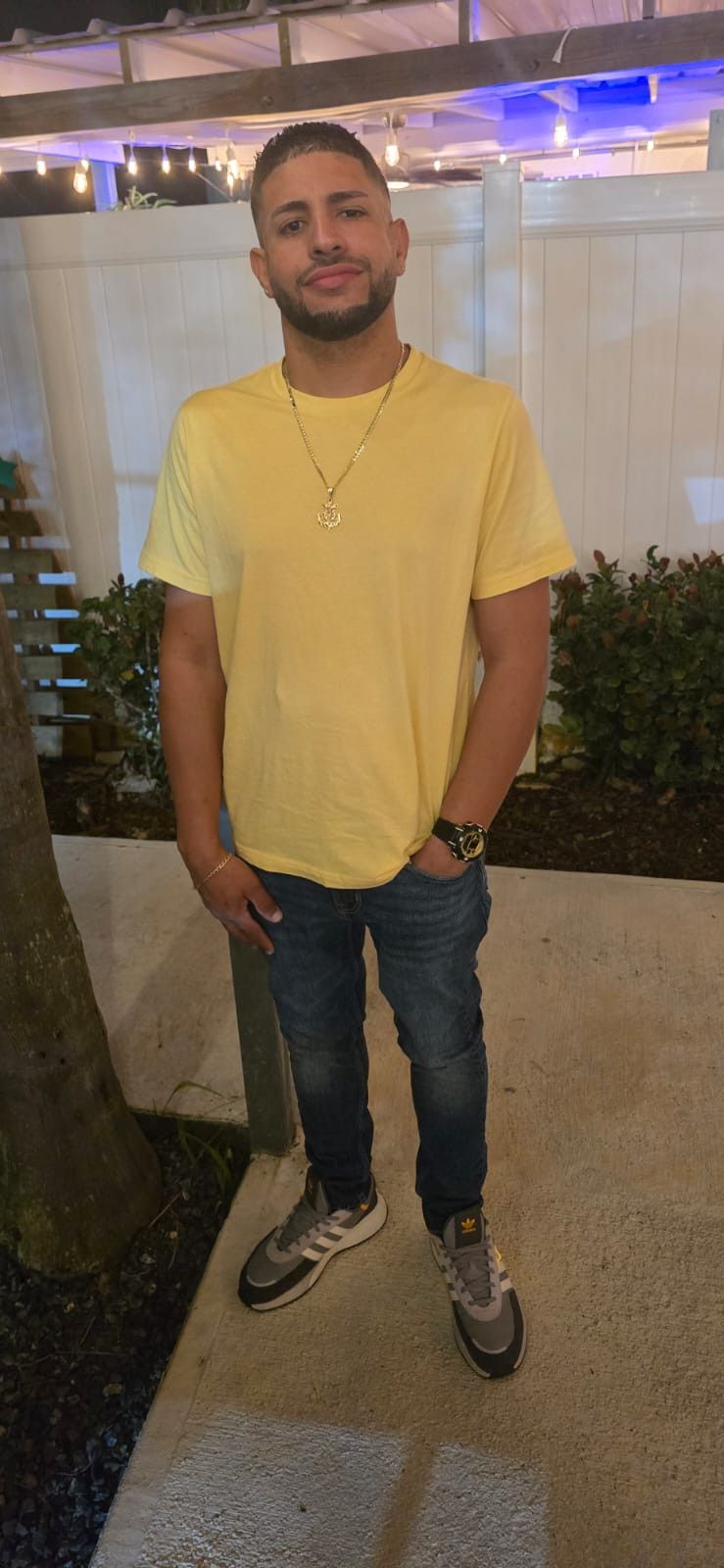 Jose, 35