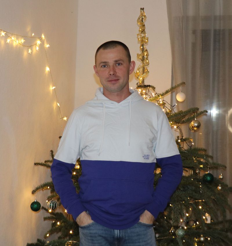 Serhii, 35