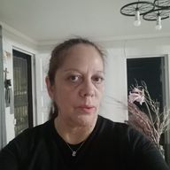 Sandra, 61