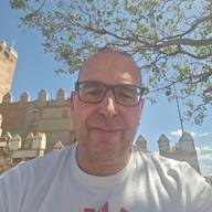 Carlos, 52