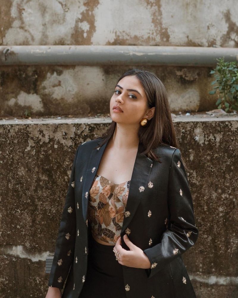 Meera, 31