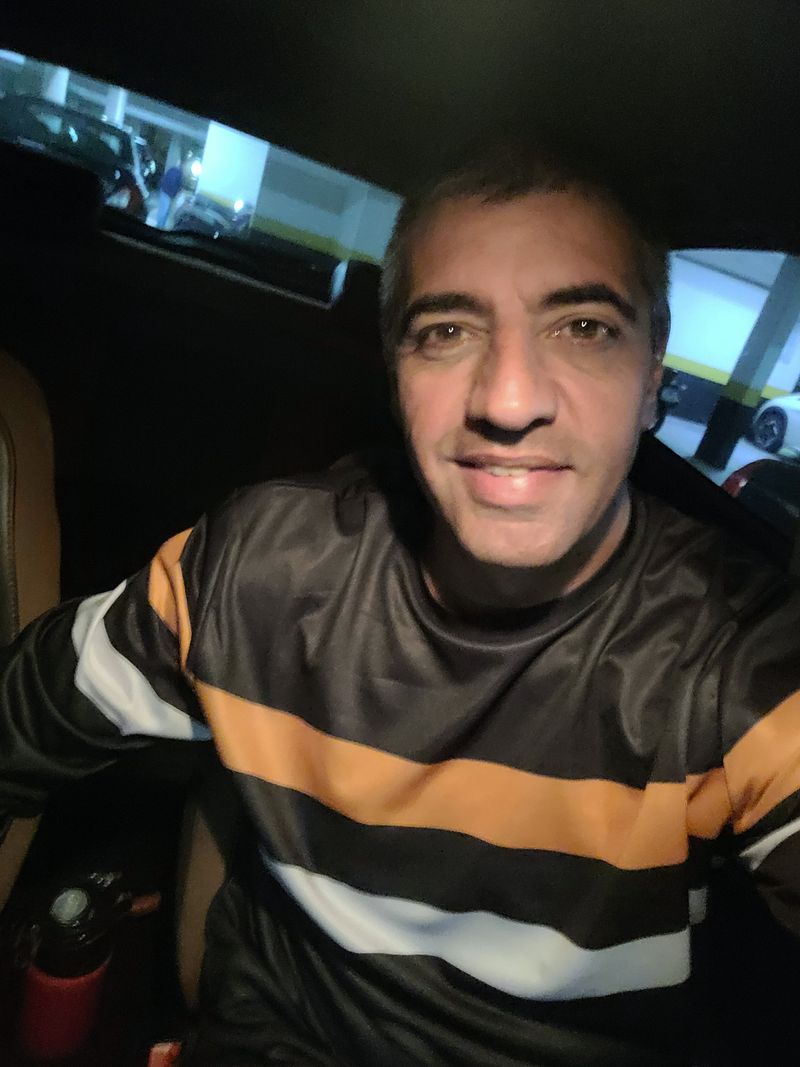 Rogerio, 52