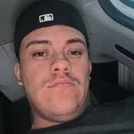 Gustavo, 24