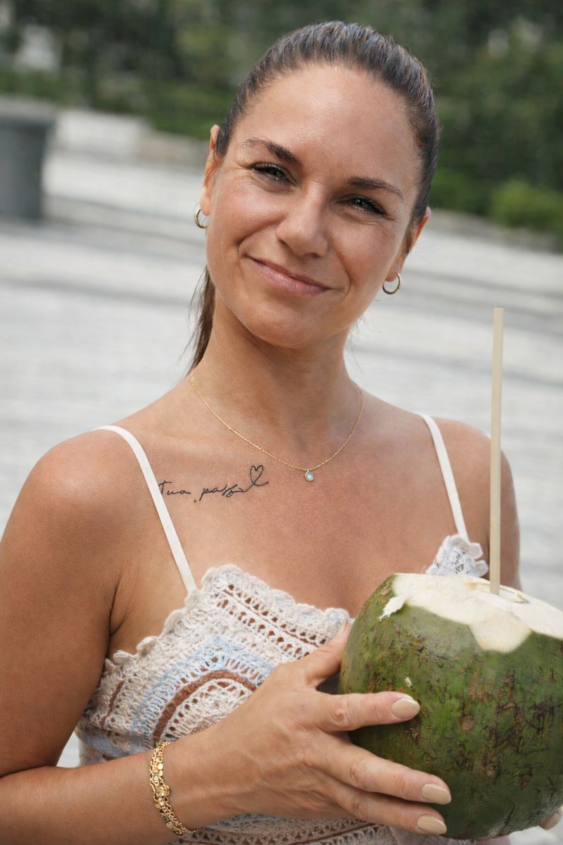 Mel, 42