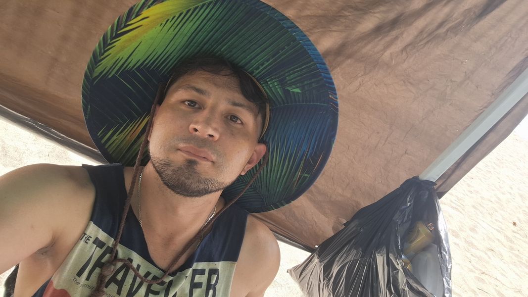 Jay, 38