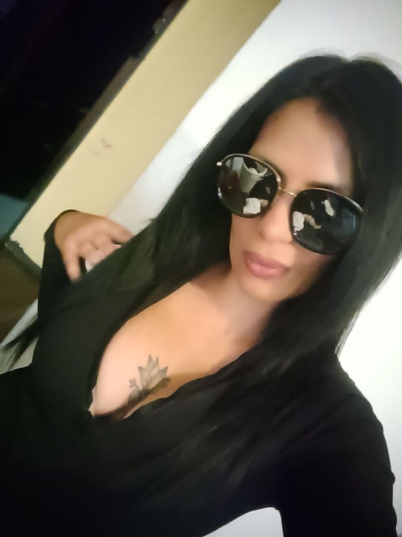 Marcela, 45