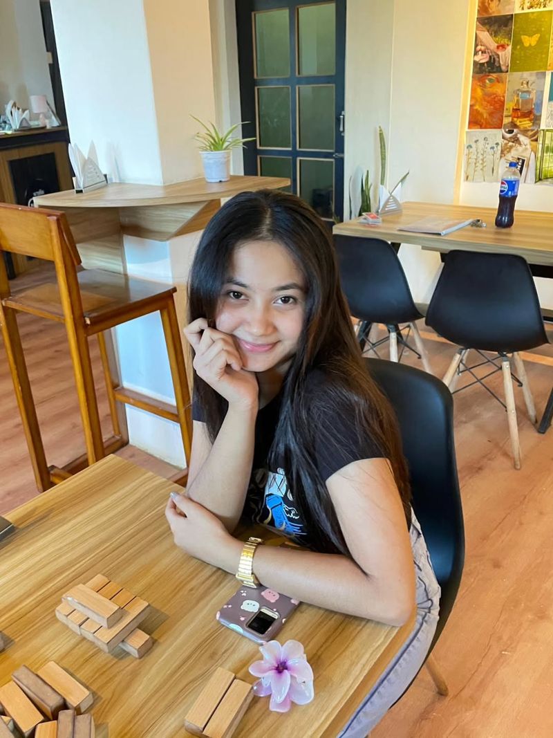 Siya, 19