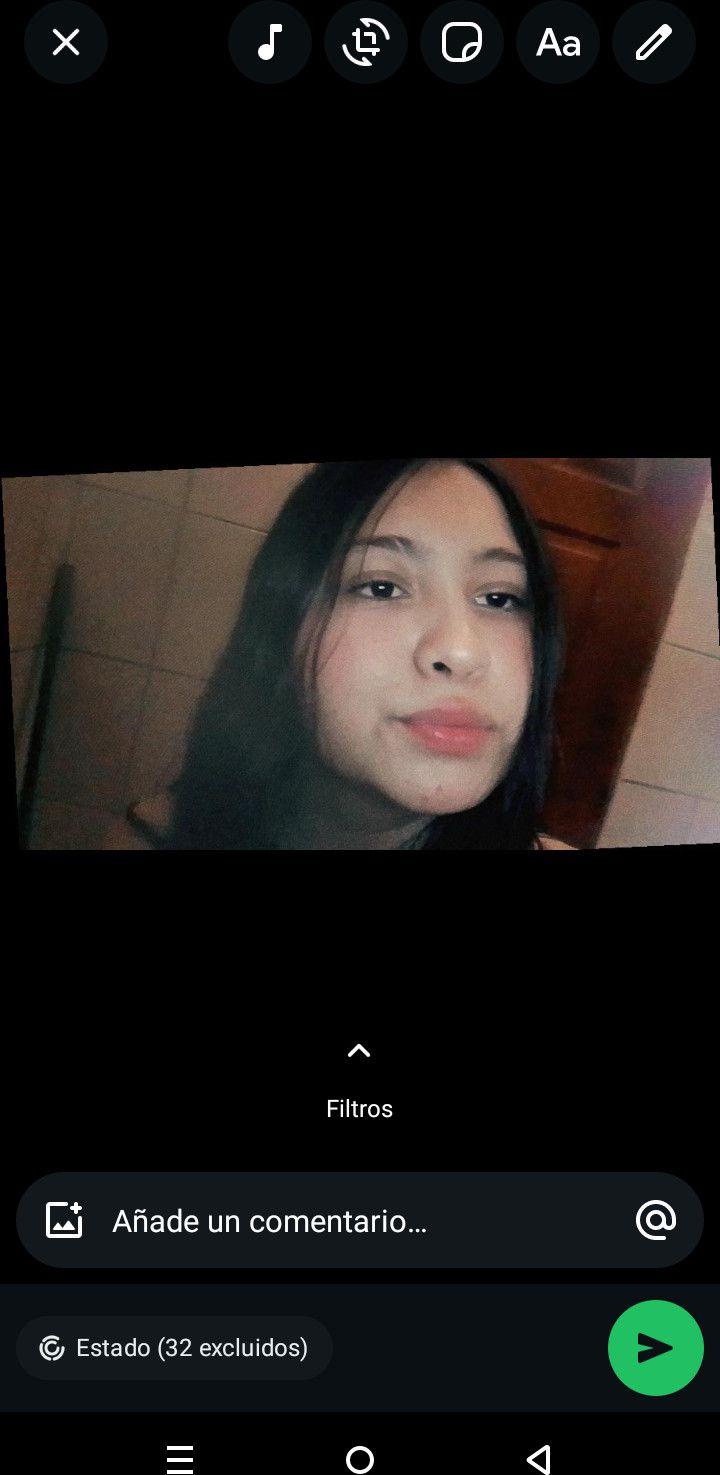 Johana, 18