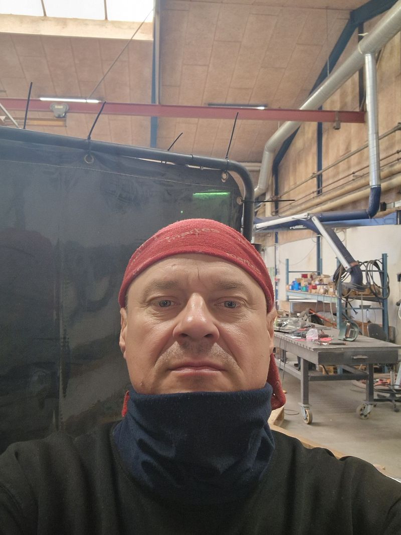 Robert, 52