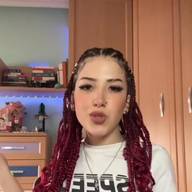 Noa, 18