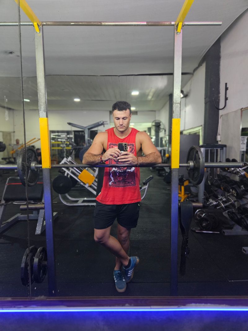 Facundo, 33