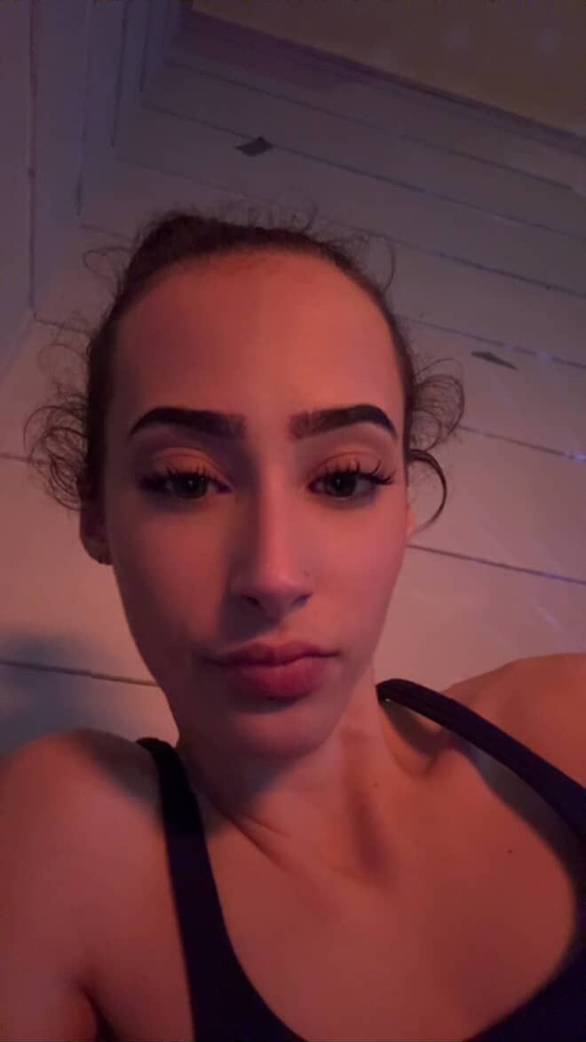 Kayla, 20