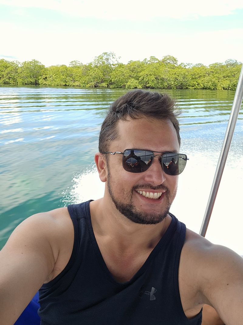 Jorge, 40