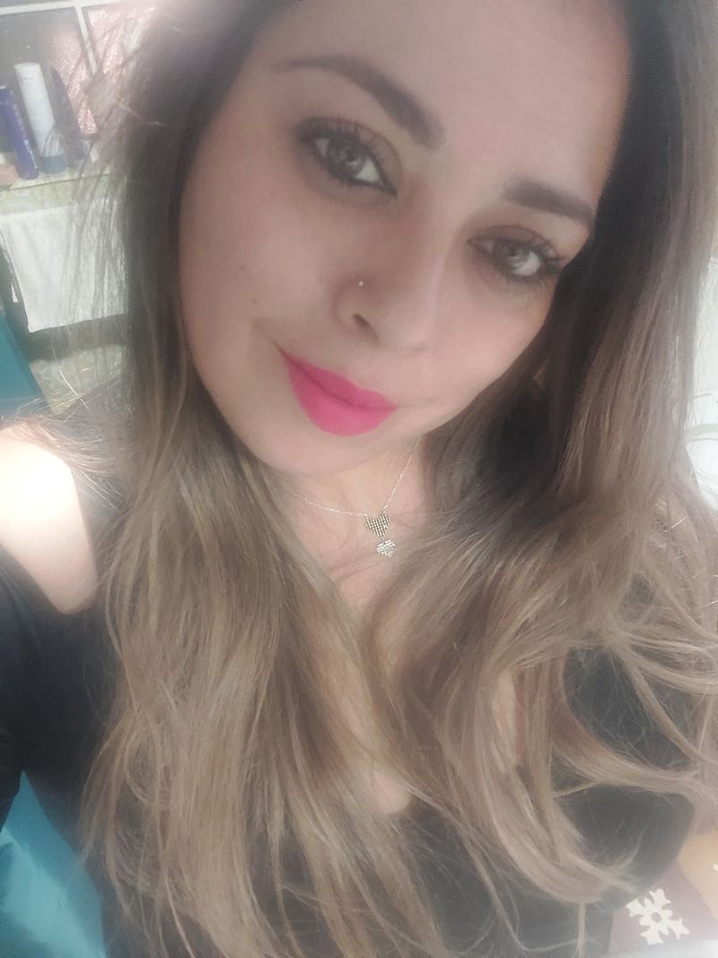 Glenda, 40