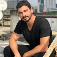Rafael, 42
