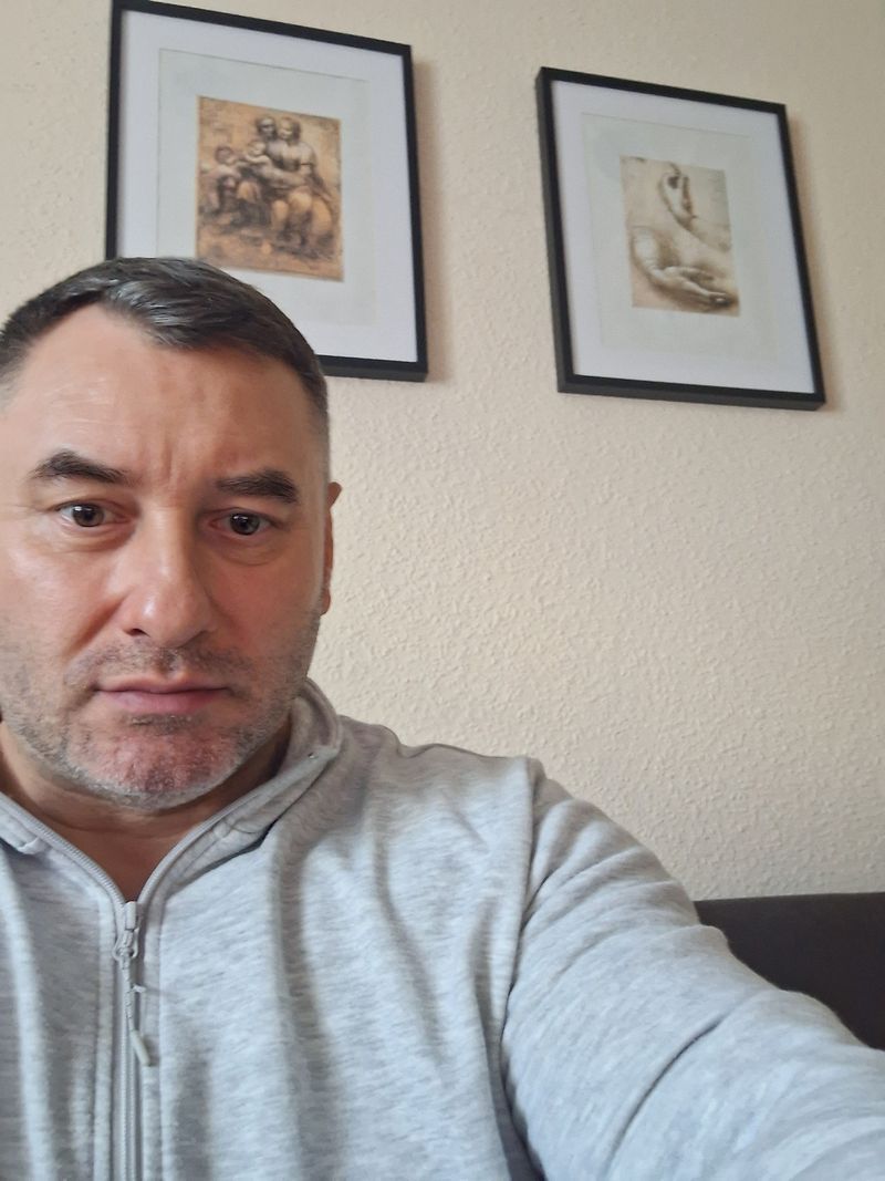Zbyszek, 54